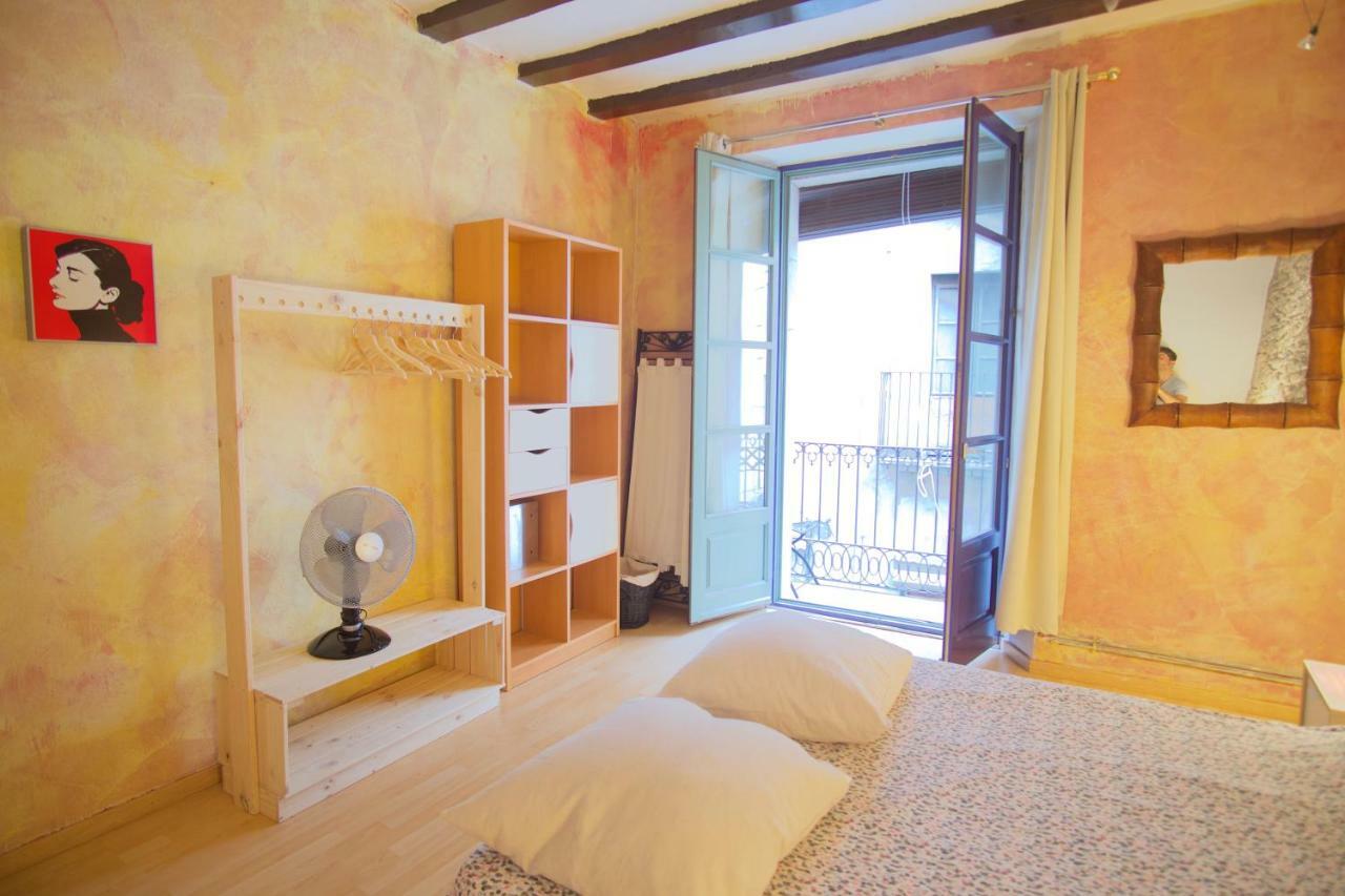 La Lleona Apartment Херона Екстериор снимка